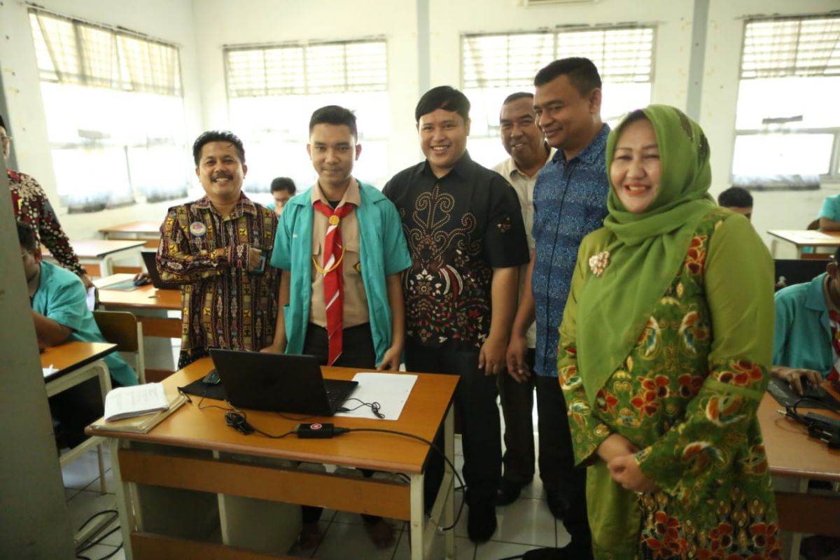 Kemenko Perekonomian sambangi SMK di Aceh