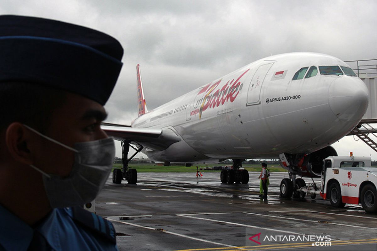Pesawat tim penjemput WNI bawa bantuan untuk pemerintah China