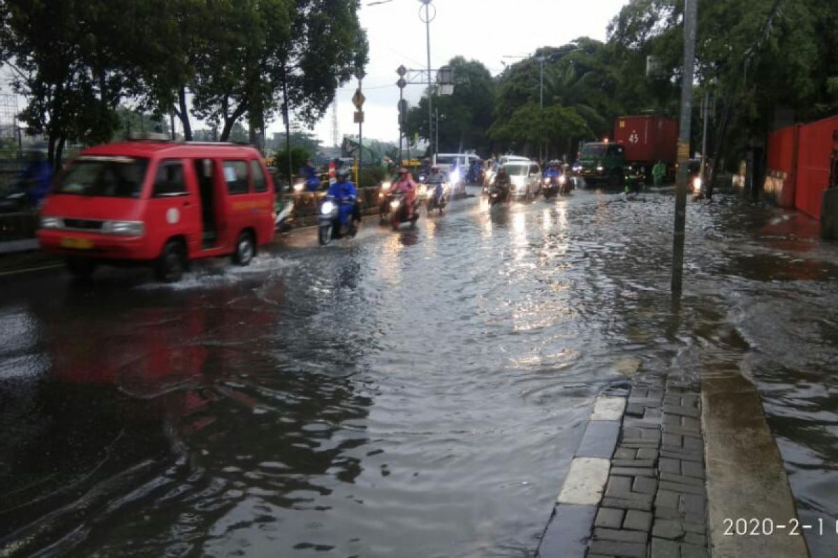 Hujan Sabtu genangan terpantau di Jakarta Barat