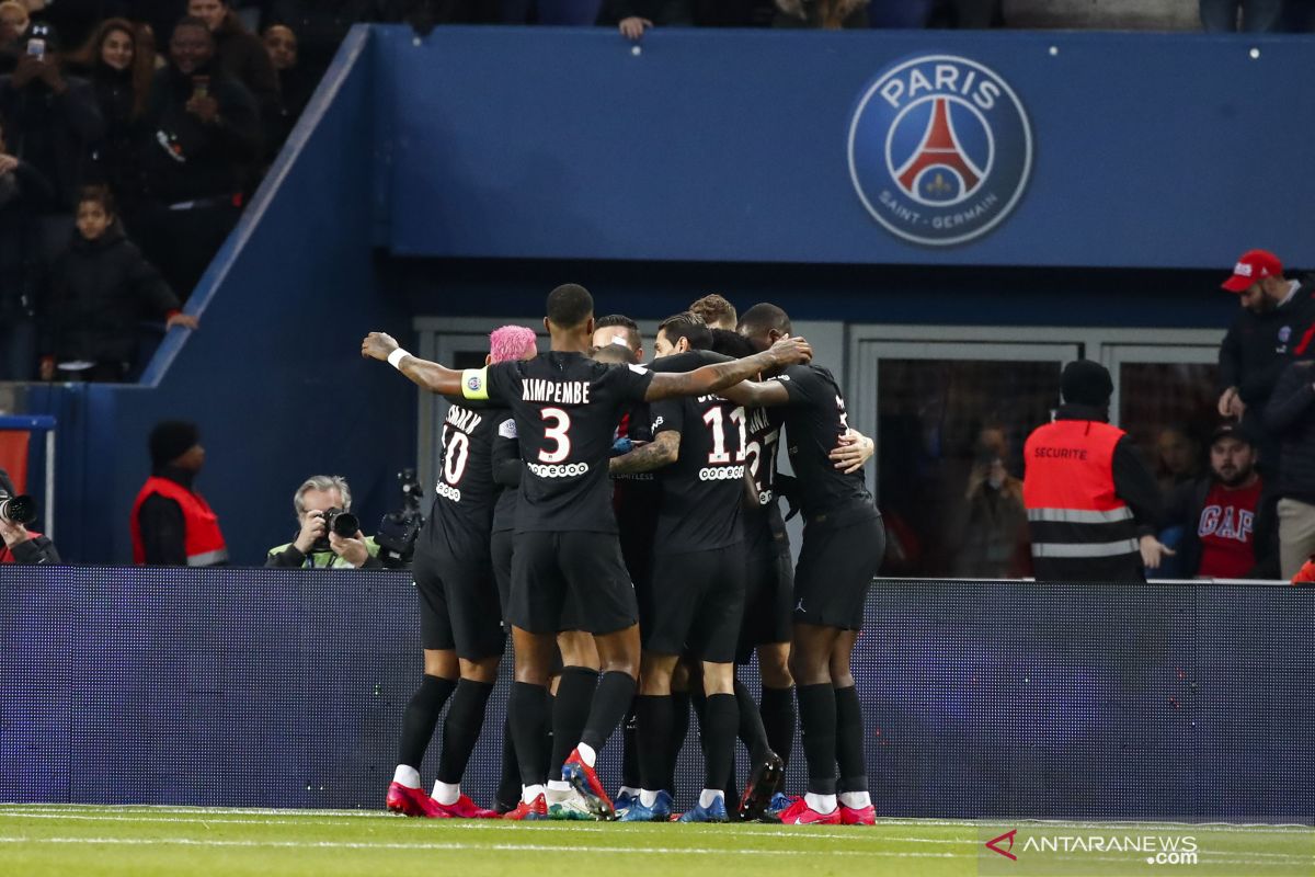 PSG bantai Montpellier 5-0. Cavani dicadangkan