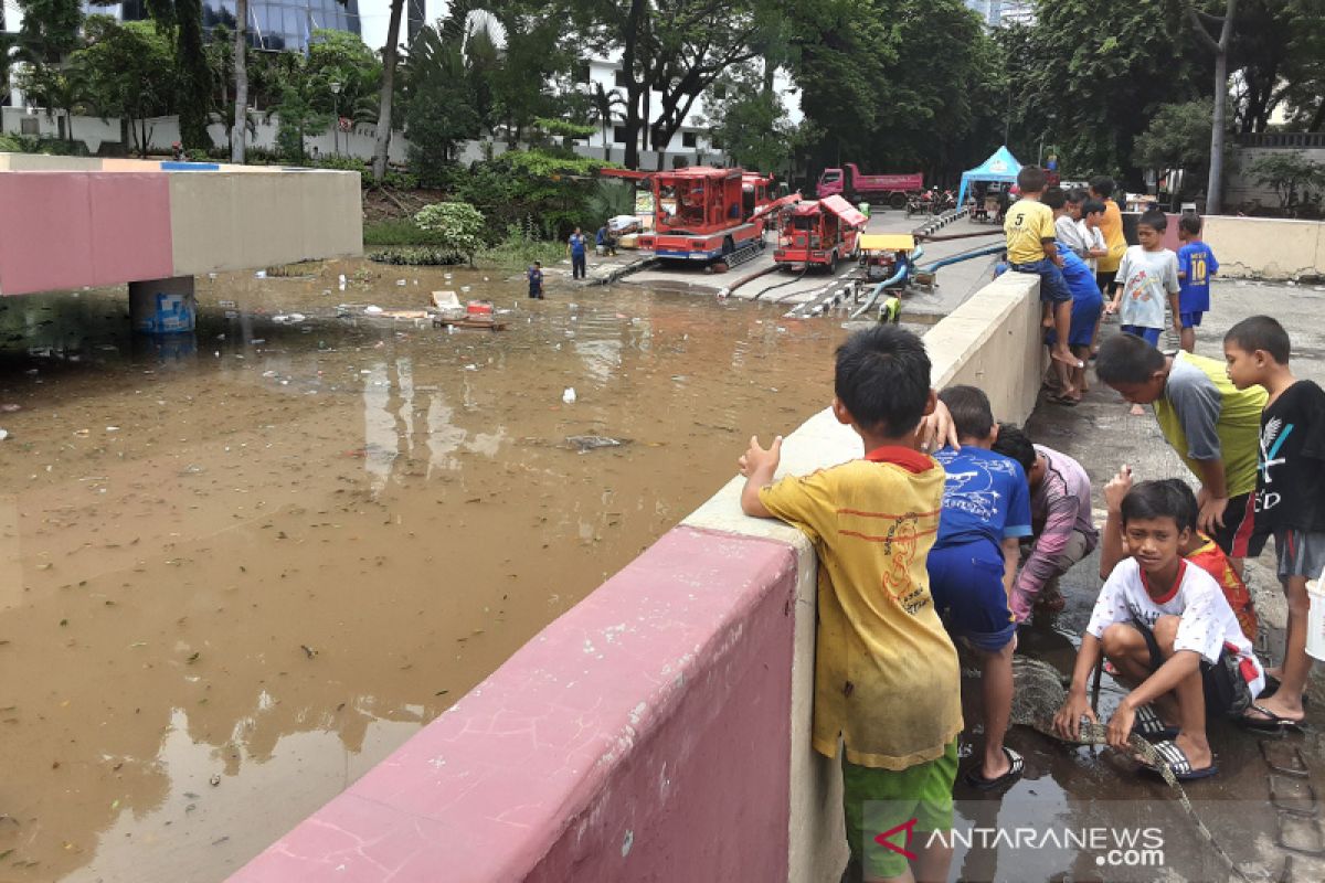 Butuh dua hari untuk keringkan banjir Underpass Kemayoran