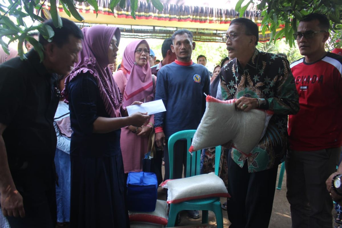 Gelombang tinggi, 11 ABK hilang di perairan Pesisir Selatan