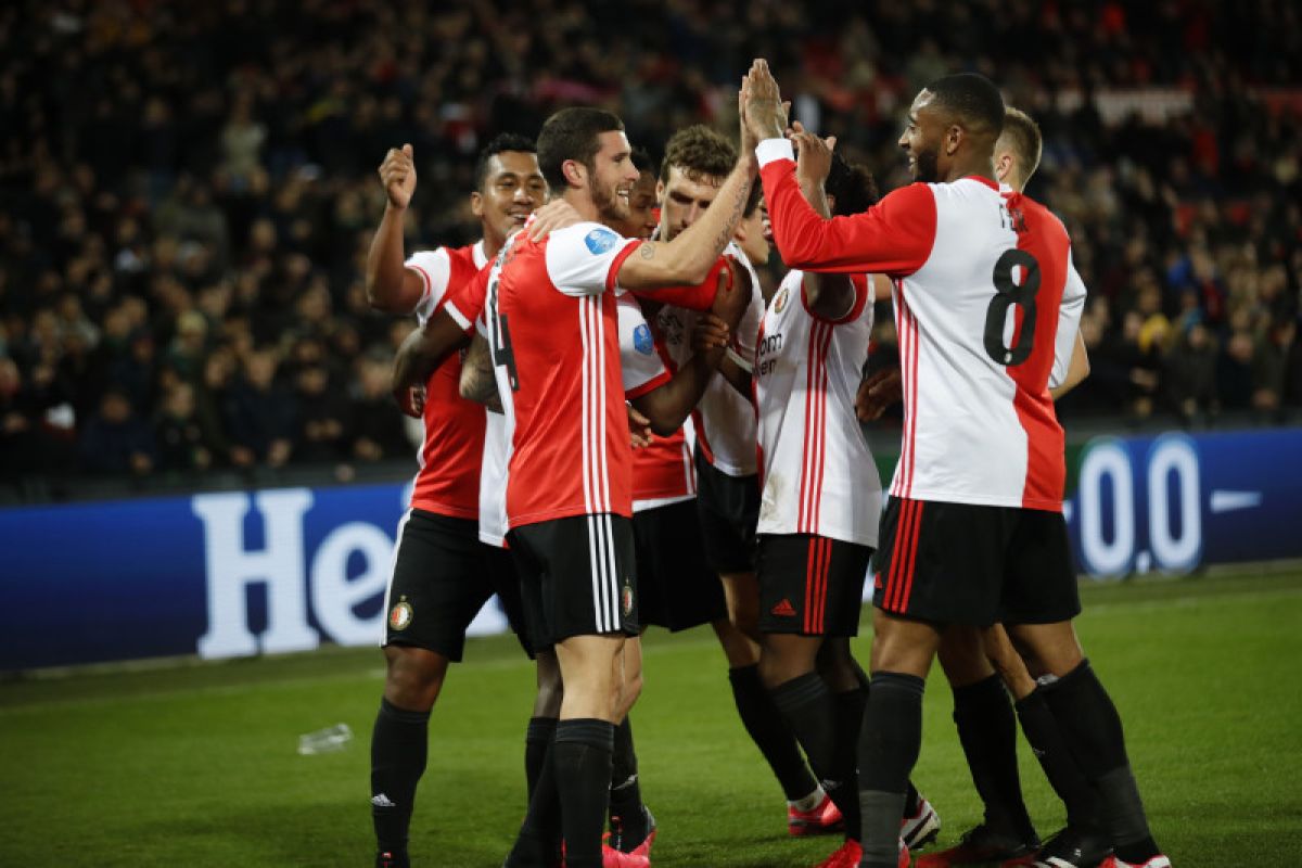 Feyenoord lumat Emmen tiga gol tanpa balas