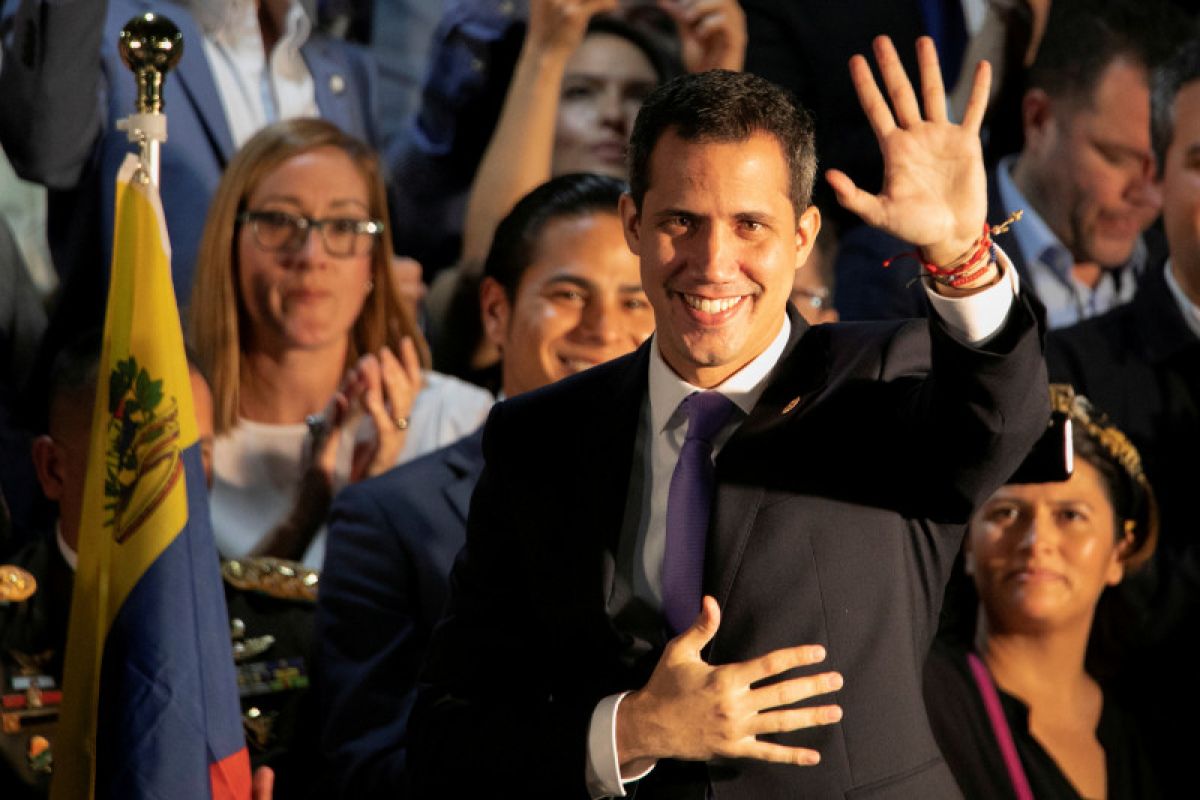 Inggris mengakui Guaido sebagai presiden Venezuela