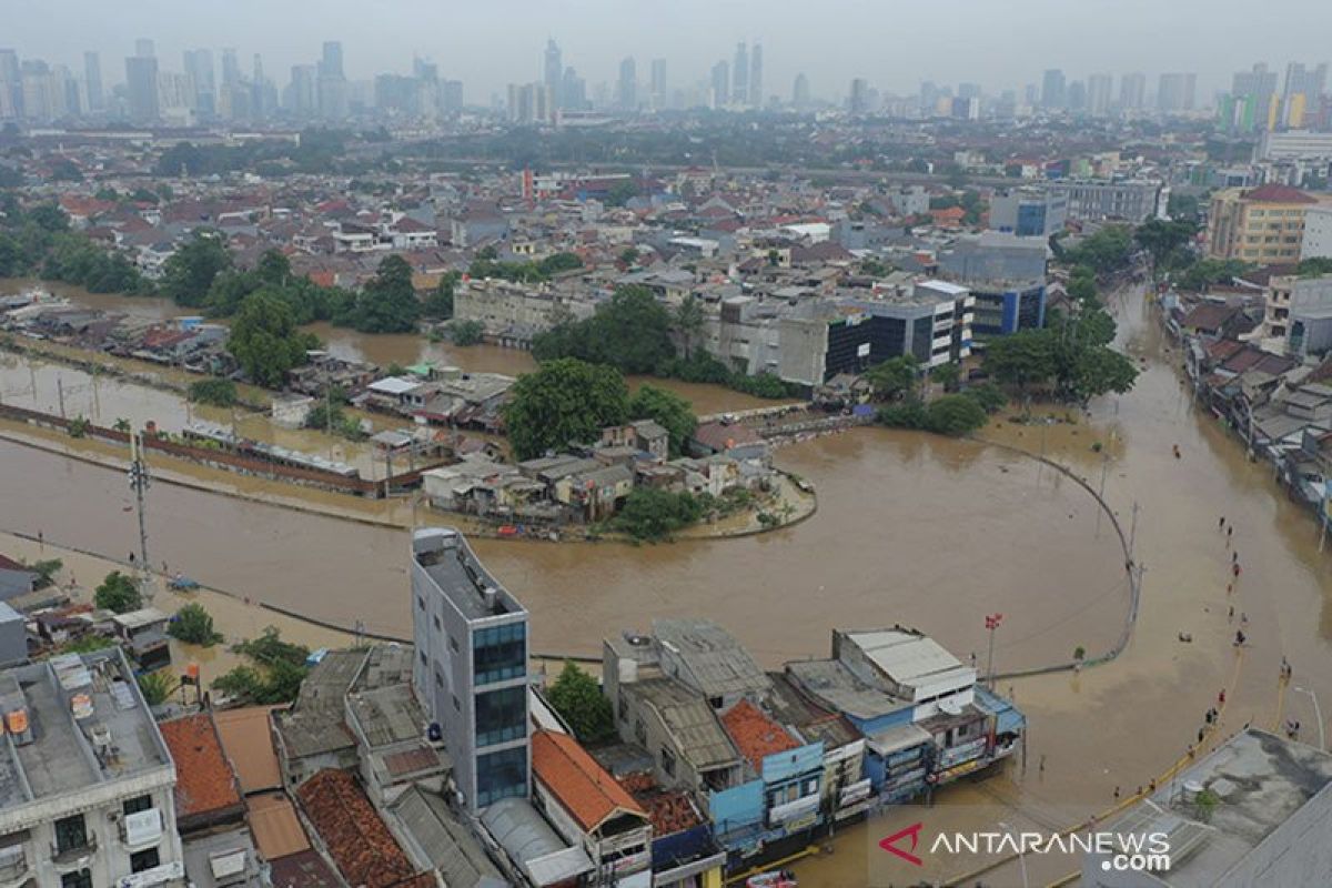 Sekolah di Jabodetabek diliburkan akibat banjir