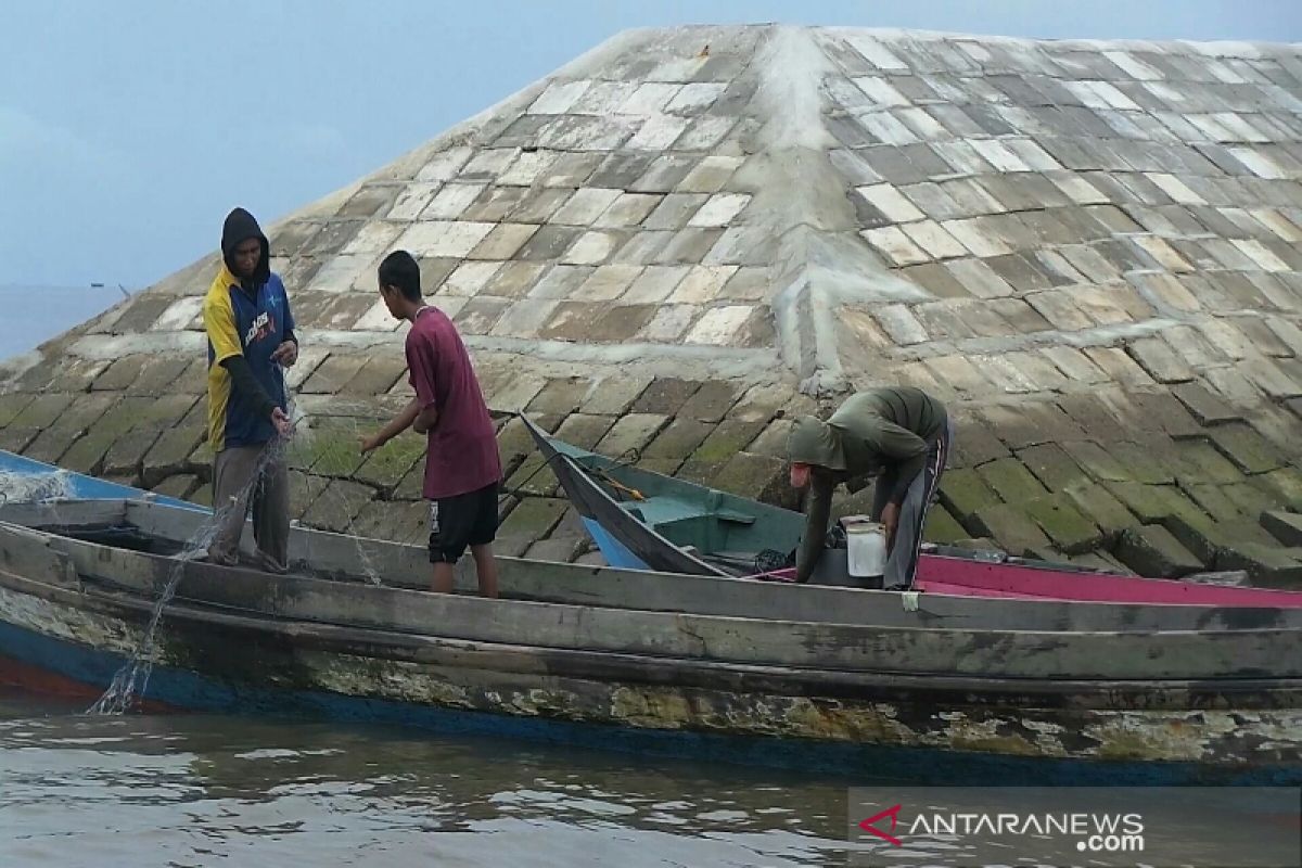 Nelayan Kotim keluhkan alat tangkap rusak akibat nelayan luar daerah