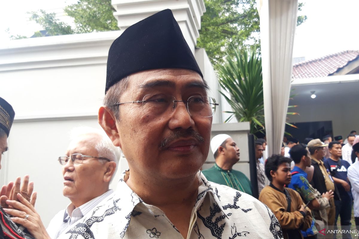 Jimly Asshiddiqie: Gus Sholah mengayomi semua orang