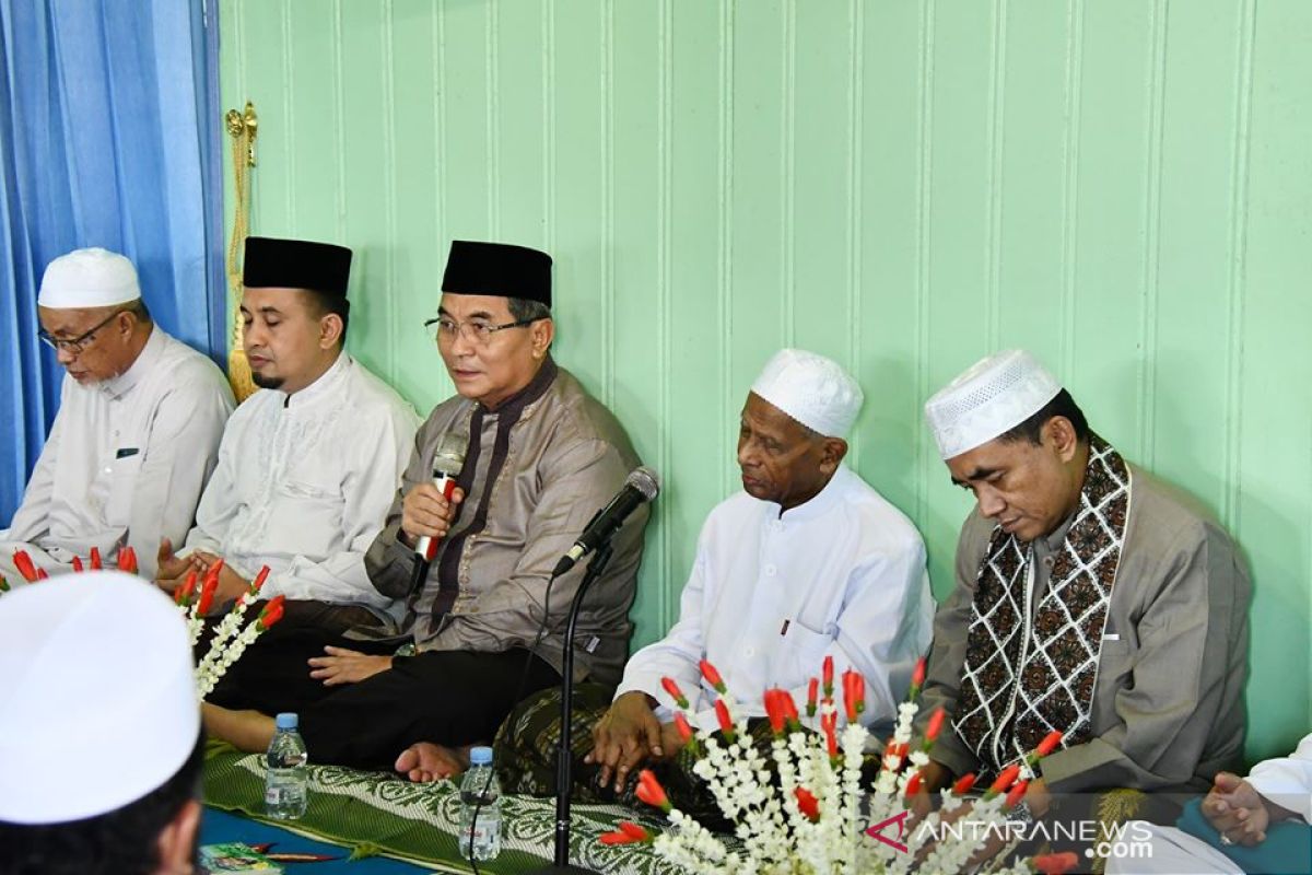 Bupati HSS ajak wujudkan cita-cita pendiri Ponpes Al Muradiyah Pandak Daun