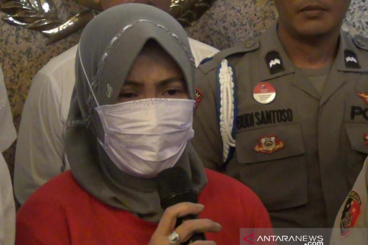 Ditetapkan tersangka, berikut pengakuan IRT penghina Risma Wali Kota Surabaya