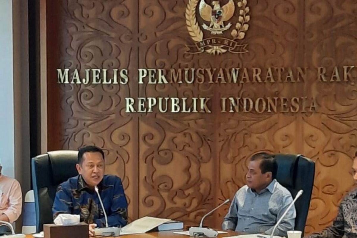 Ketua MPR dukung Dekopin arusutamakan koperasi