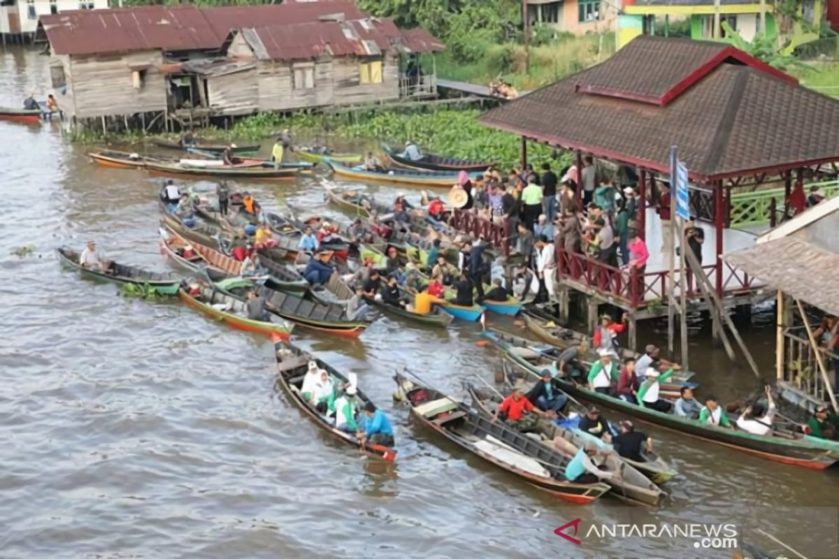 Taking a closer glimpse at river agrotourism in Banjarmasin