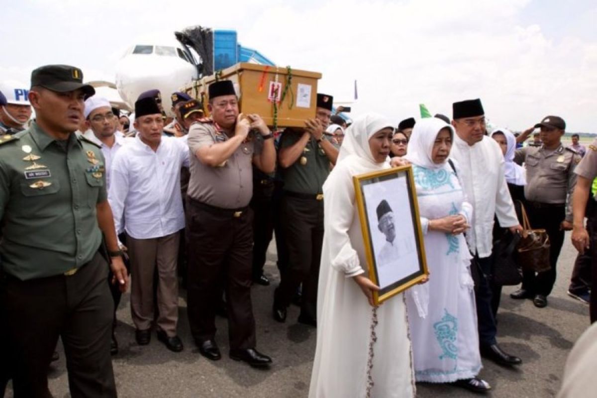 Kapolda Jatim perintahkan Shalat Ggaib untuk Gus Sholah