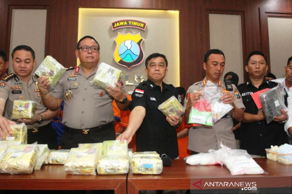 East Java police seize 15 kg of crystal meth smuggled from Malaysia