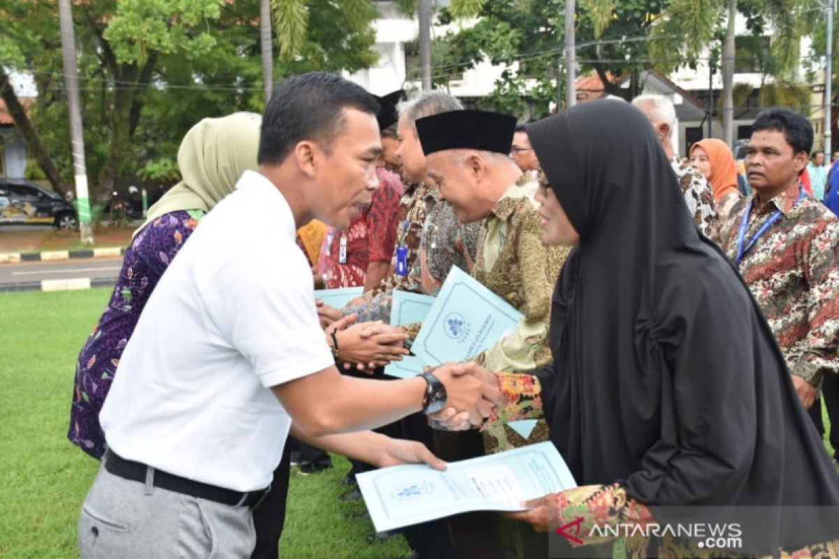 Pemkab Batang tunda naikkan TPP ASN