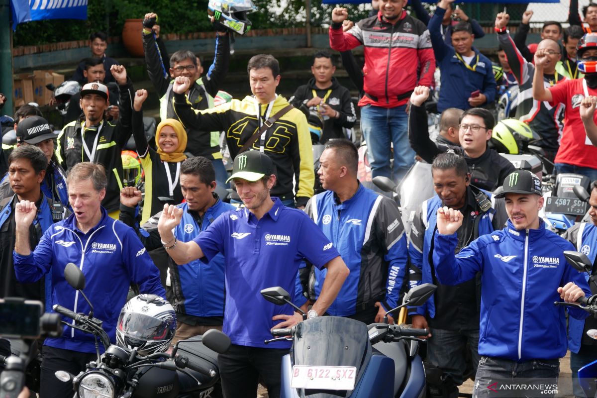 Valentino Rossi dan Vinales sapa penggemarnya di Indonesia