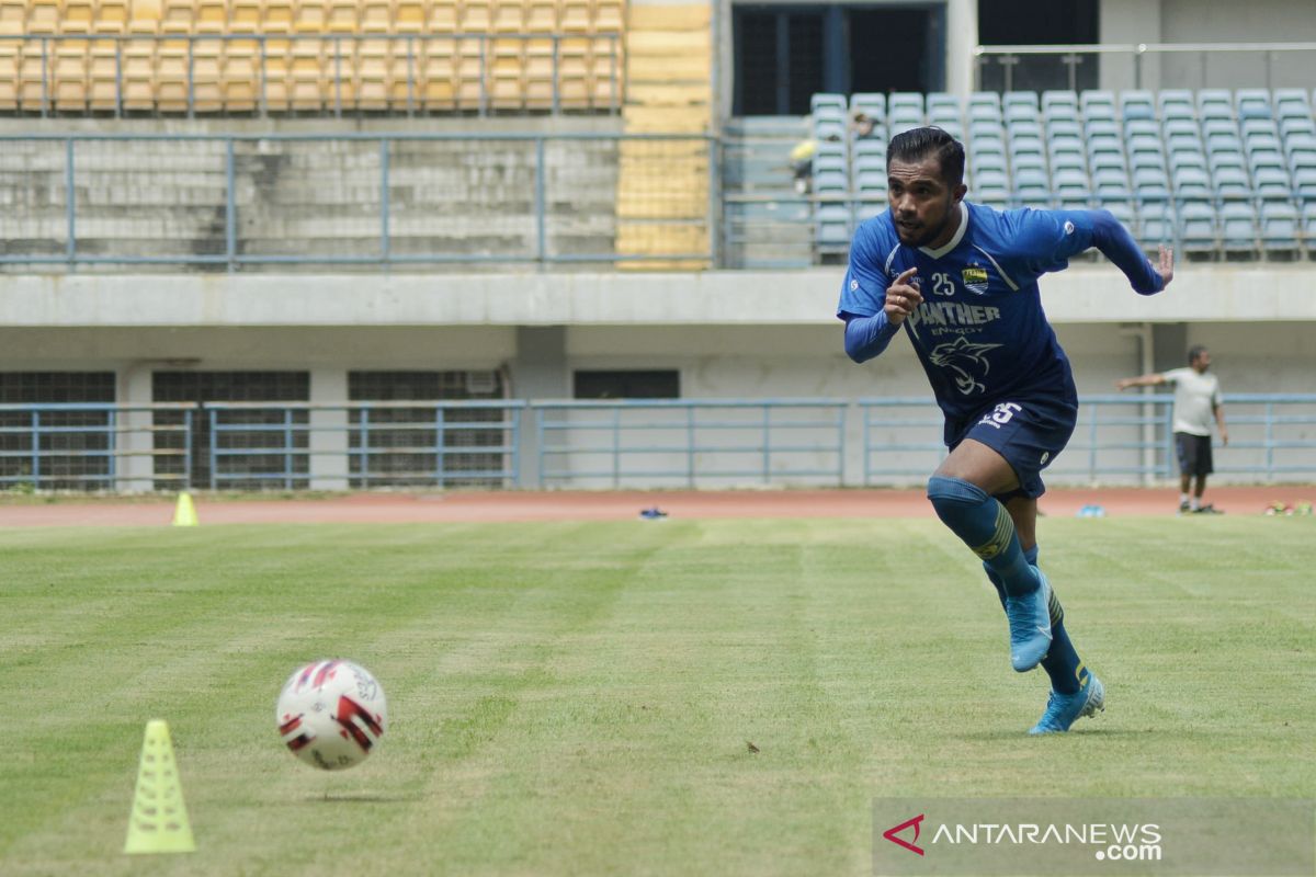 Zulham Zamrun kembali, langsung berlatih dengan Persib