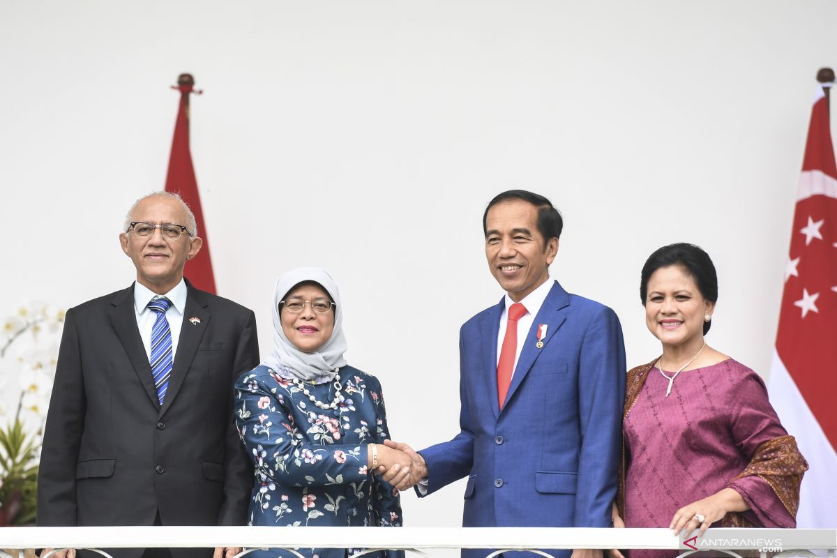 Presiden Jokowi bahas dua hal besar dengan Presiden Singapura
