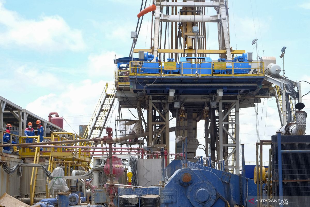 Pertamina's oil, gas production 98% of target as of July