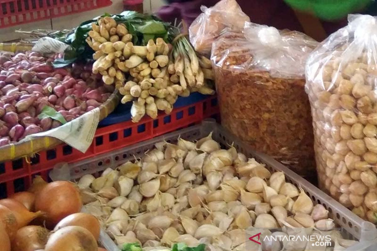 Harga bawang putih di Purwokerto tembus Rp60.000/kg