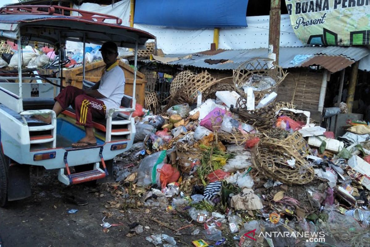 Mataram hadapi kendala dalam mengelola sampah pasar