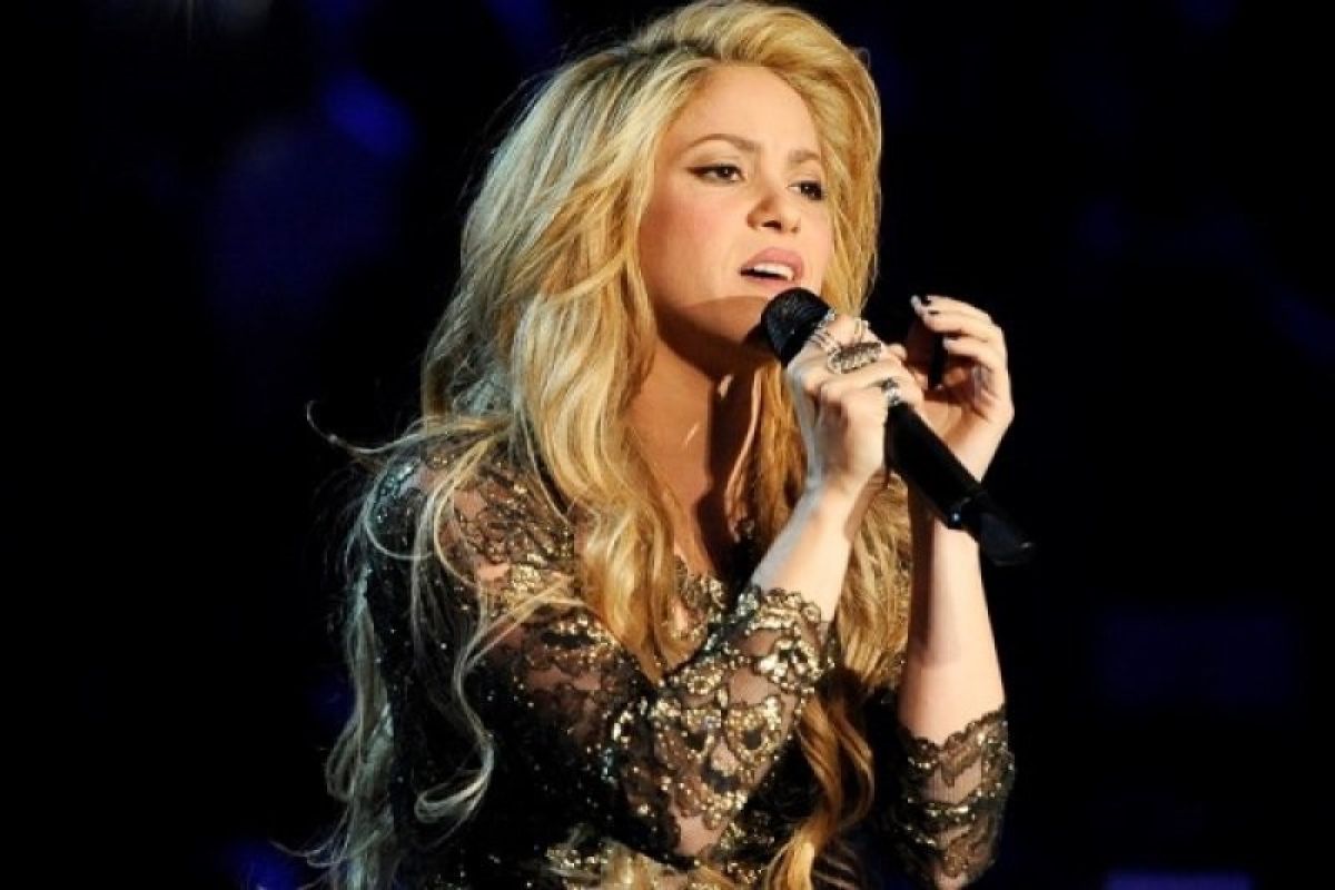 Penampilan Shakira di superbowl tanpa kehadiran sang kekasih, Gerard Pique
