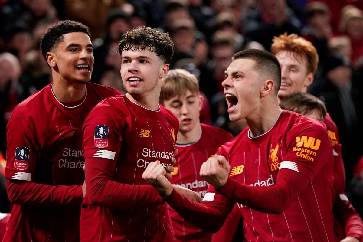 Piala FA, gol bunuh diri antar tim muda Liverpool ke 16 besar