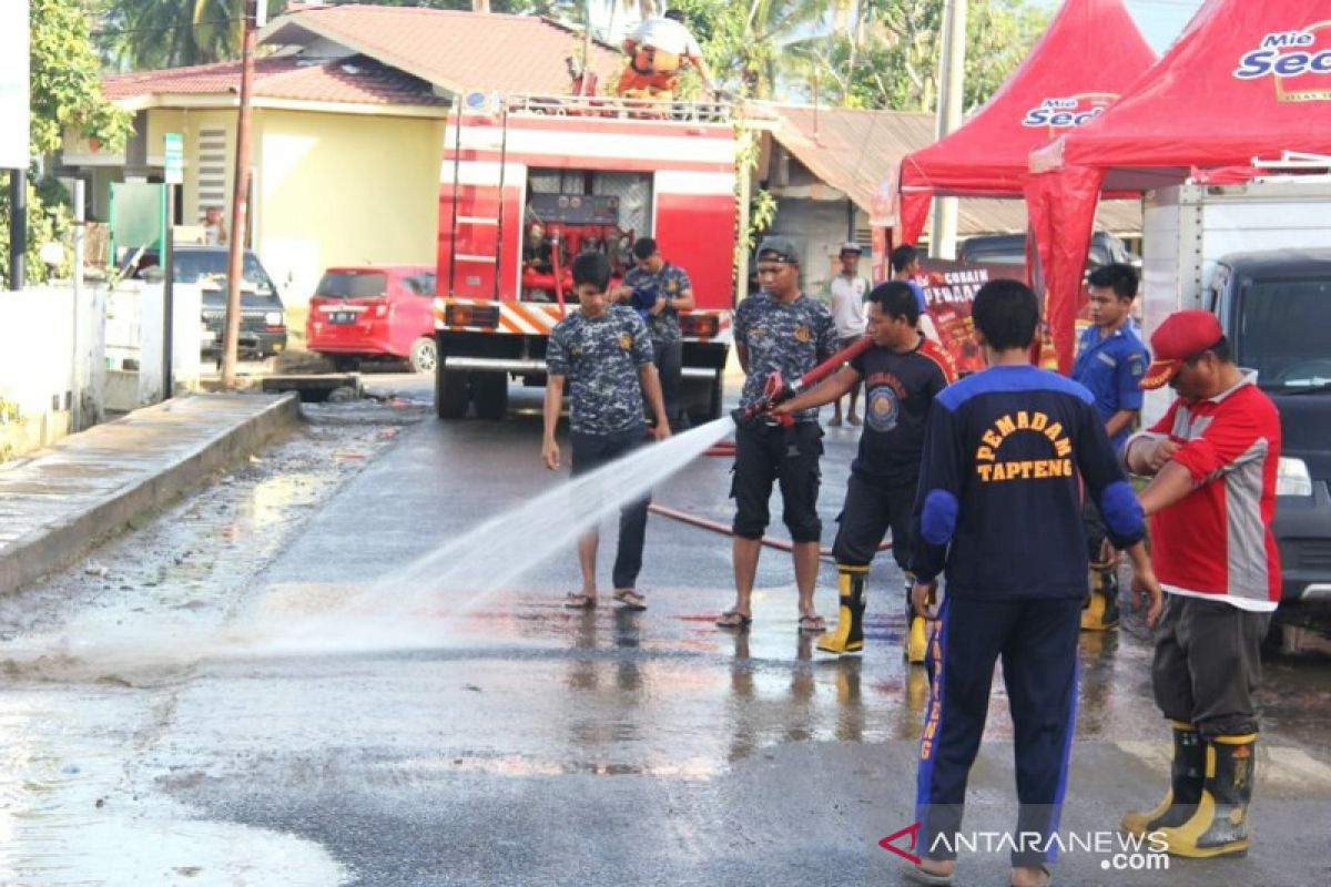 Tim Posko bencana alam Tapteng gelar bhakti sosial