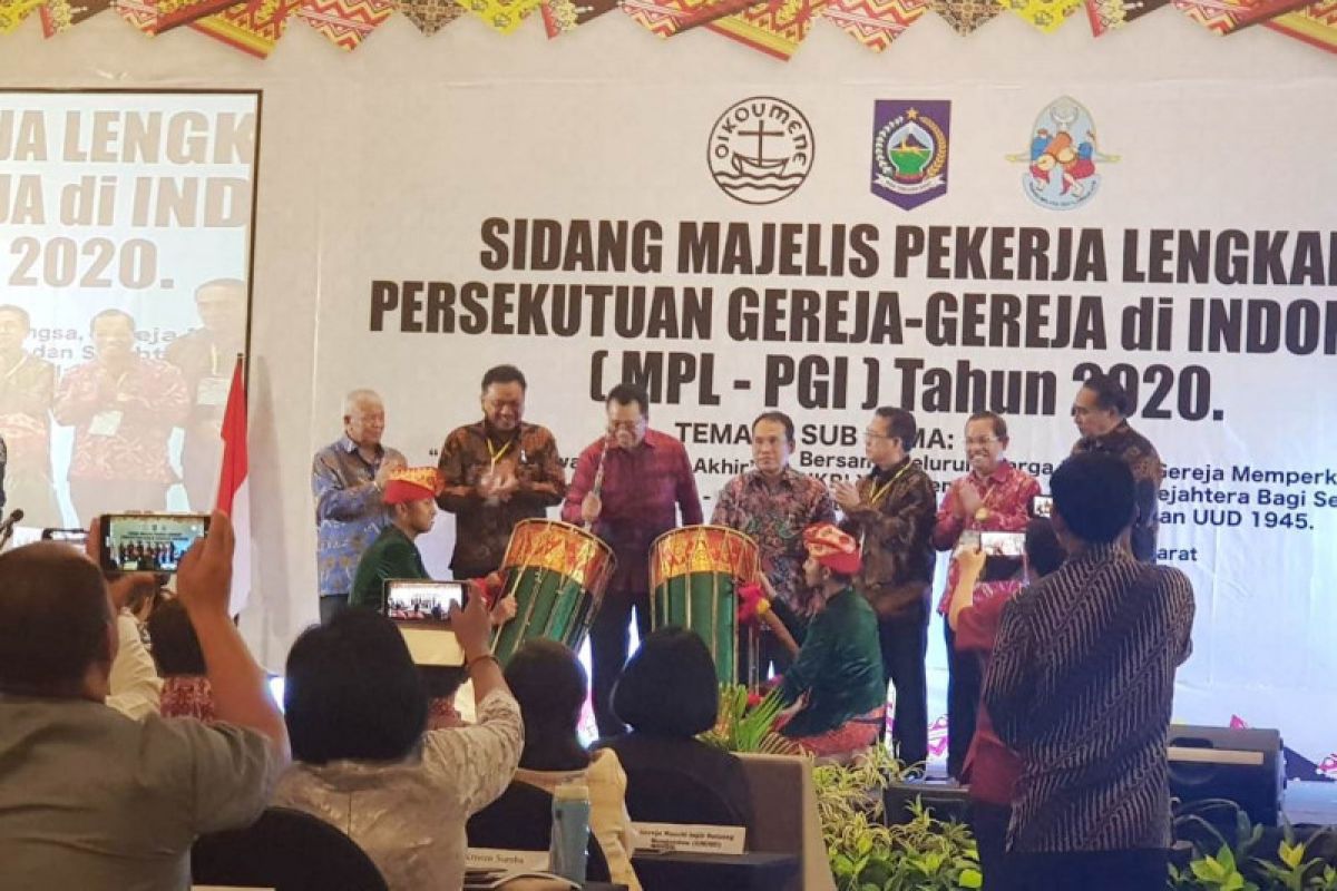 Gubernur Olly hadiri sidang MPL-PGI di Lombok