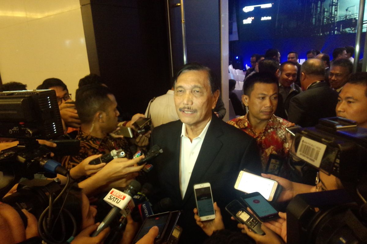 Luhut: tahun 2020 tumbuh 5 persen sudah bagus dengan adanya wabah virus corona