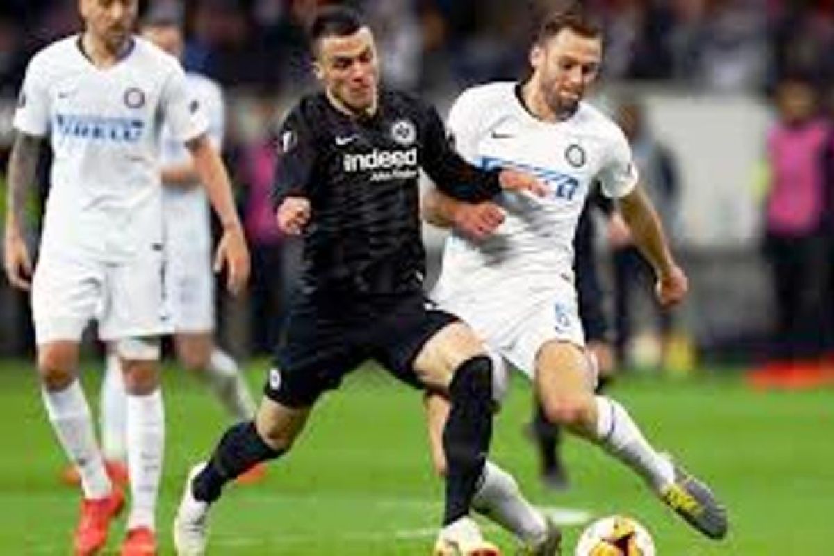 Dua gol Kostic antar Frankfurt usir Leipzig dari Piala Jerman