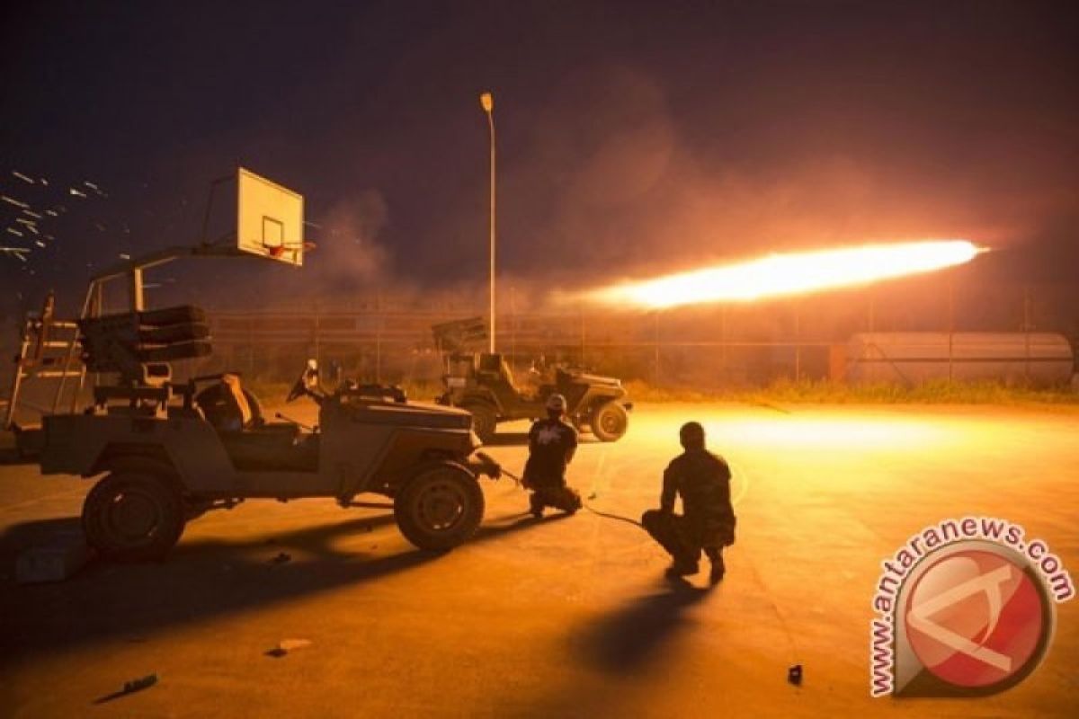 Roket menggempur pangkalan AS di Irak