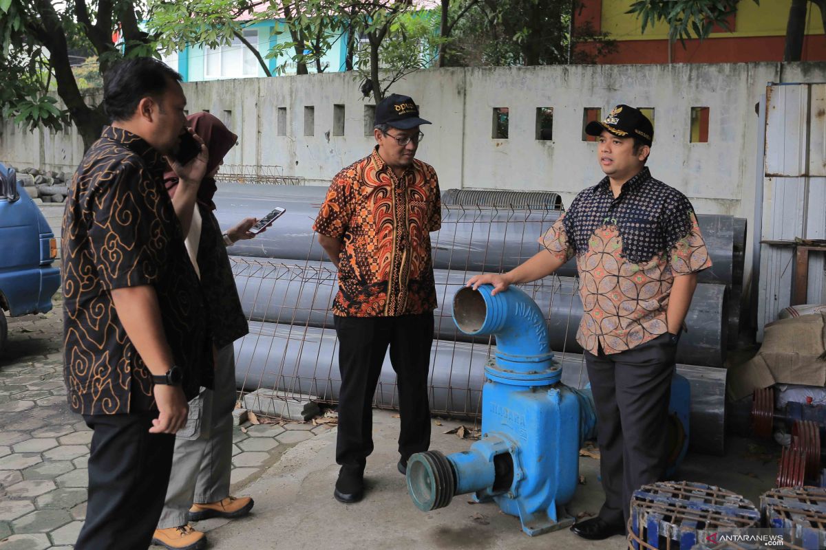 Dinas PUPR Tangerang modifikasi pompa air untuk atasi banjir