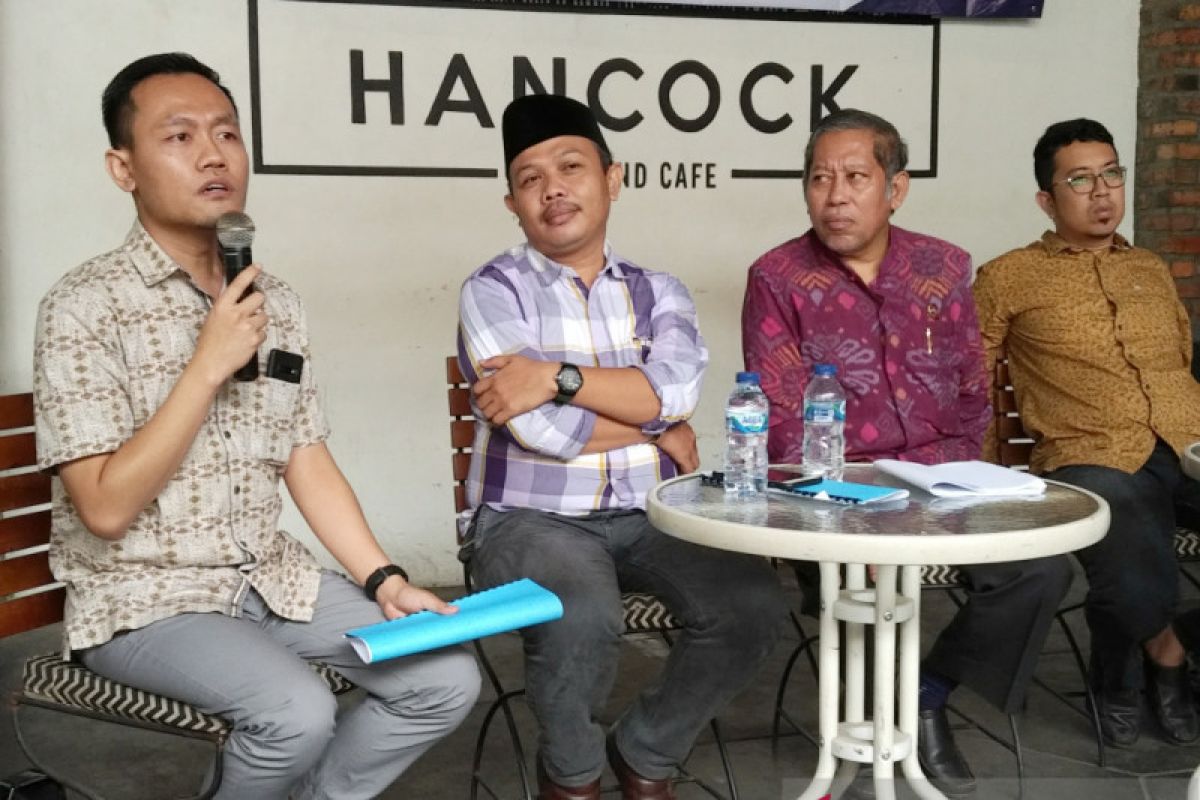 Pedagang rokok Kota Bogor tunggu proses hukum Perda KTR di MA