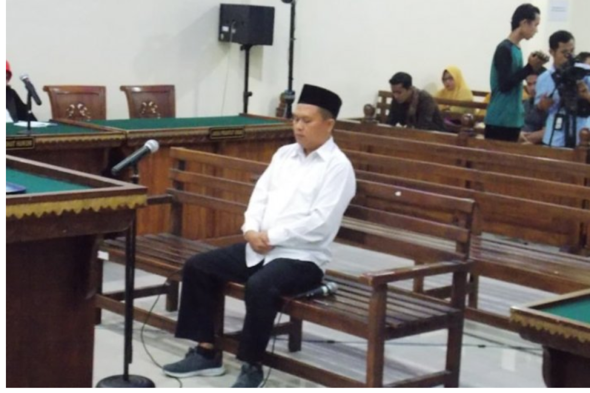 Jaksa tuntut dua terdakwa suap fee proyek Lampung Utara