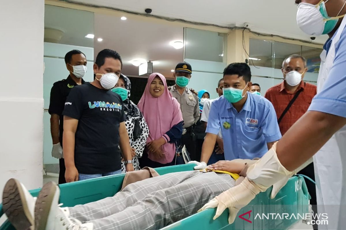 Bupati Thoriq: Mahasiswa Lumajang dari China negatif corona