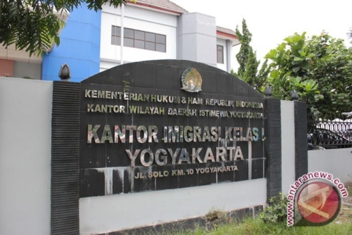 Permohonan paspor di Kantor Imigrasi Yogyakarta turun akibat Covid-19