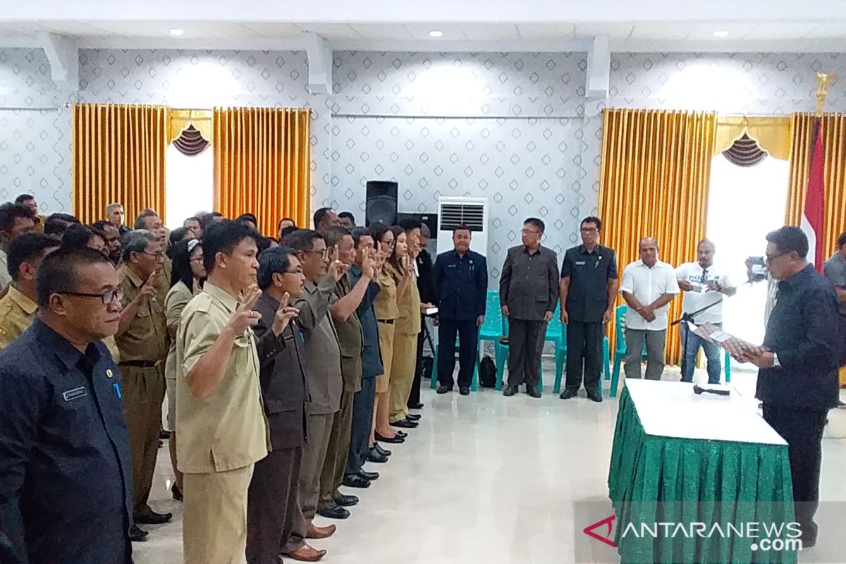 Bupati Sangihe meminta pimpinan OPD koperatif kepada BPK