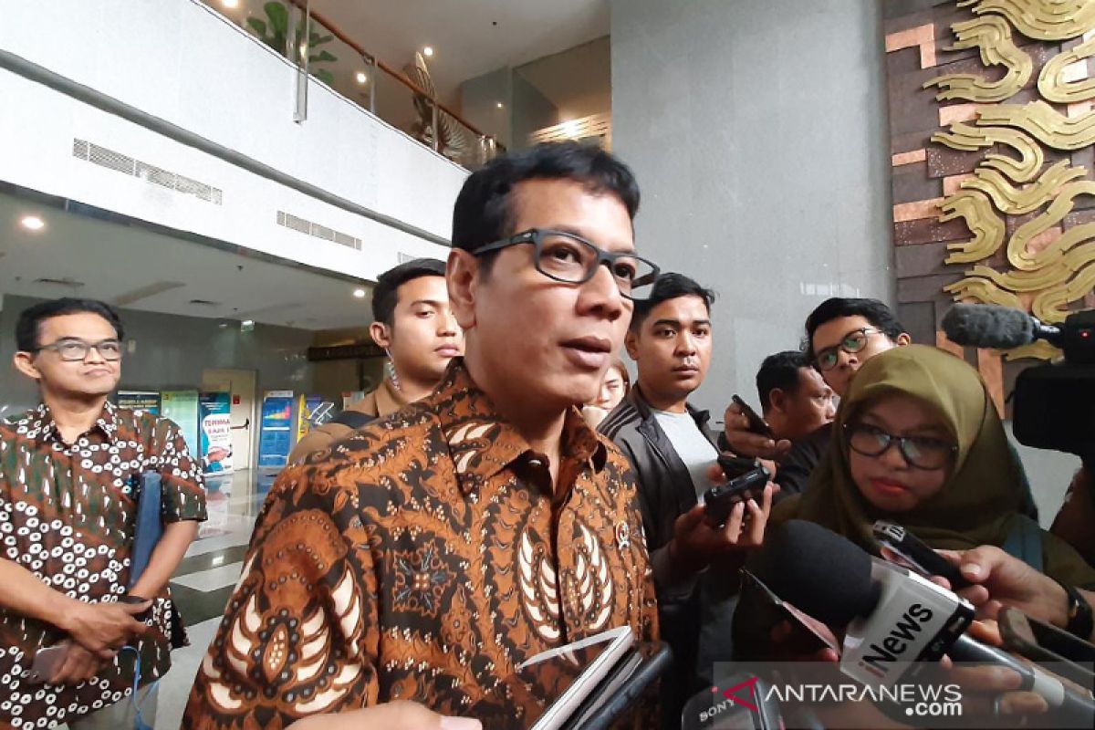 Wishnutama katakan kapasitas kursi dan target wisman tidak nyambung