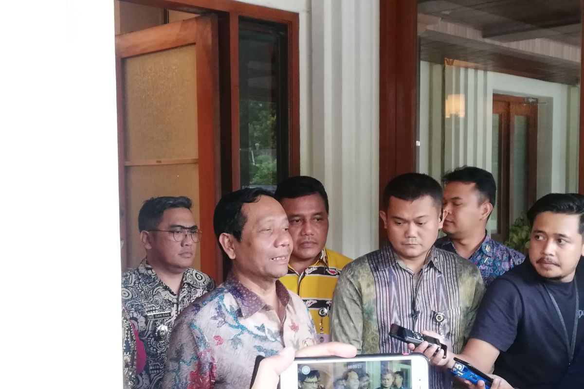 Anak-anak WNI eks ISIS terlantar, Menko Polhukam Mahfud: Silahkan lapor