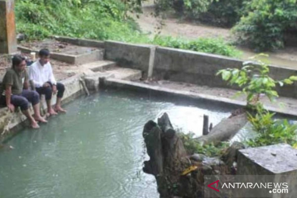 Kolam air panas Kuansing dipercaya sebagai tempat mandi putri raja