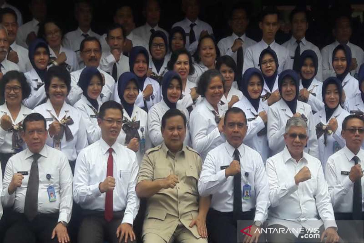 Prabowo: SMA Taruna Nusantara diisi anak-anak pintar