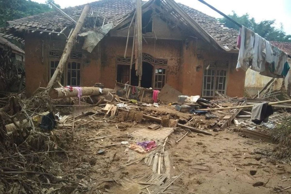 Permukiman Kampung Seupang di Lebak seperti kampung hantu