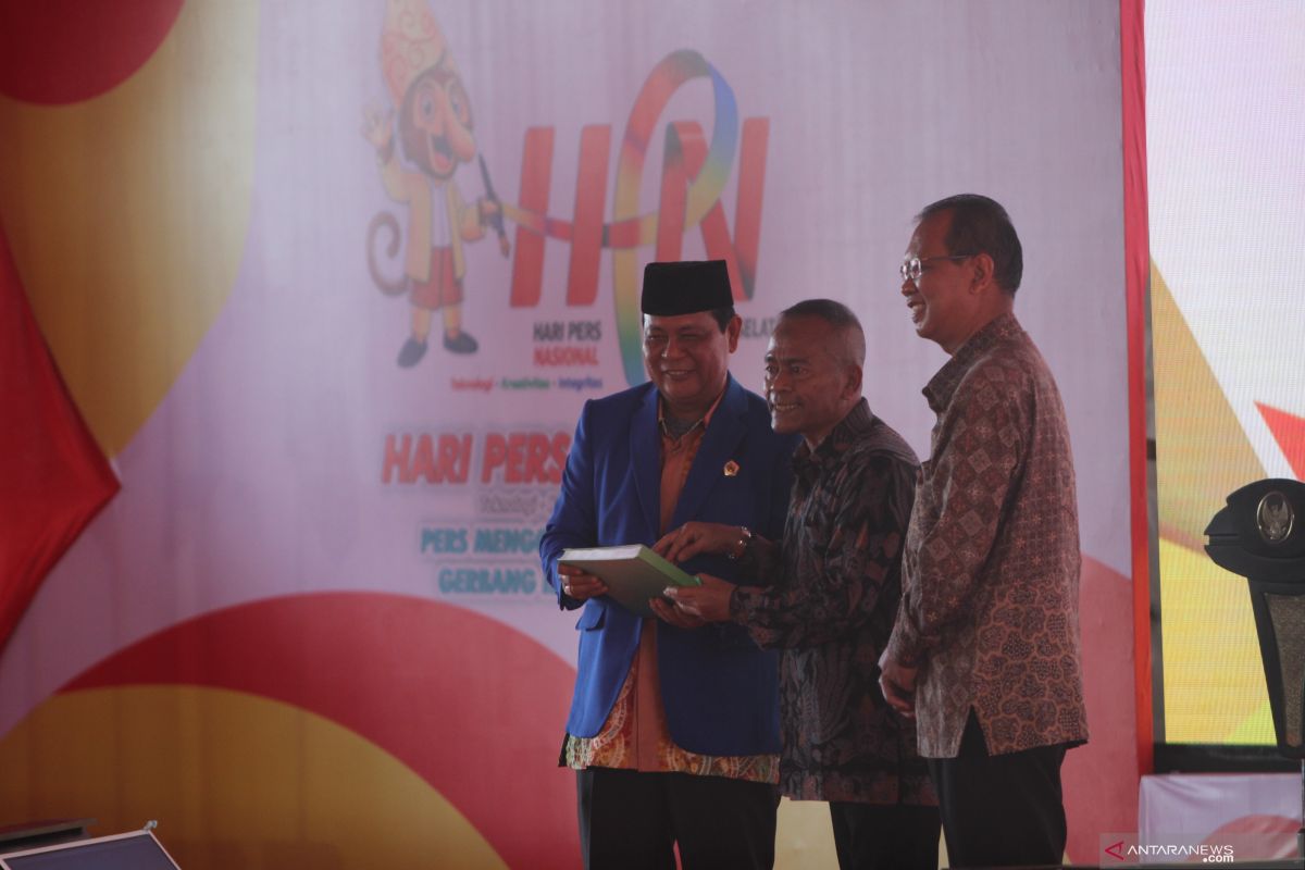 Gubernur Kalsel jadi anggota kehormatan PWI Pusat