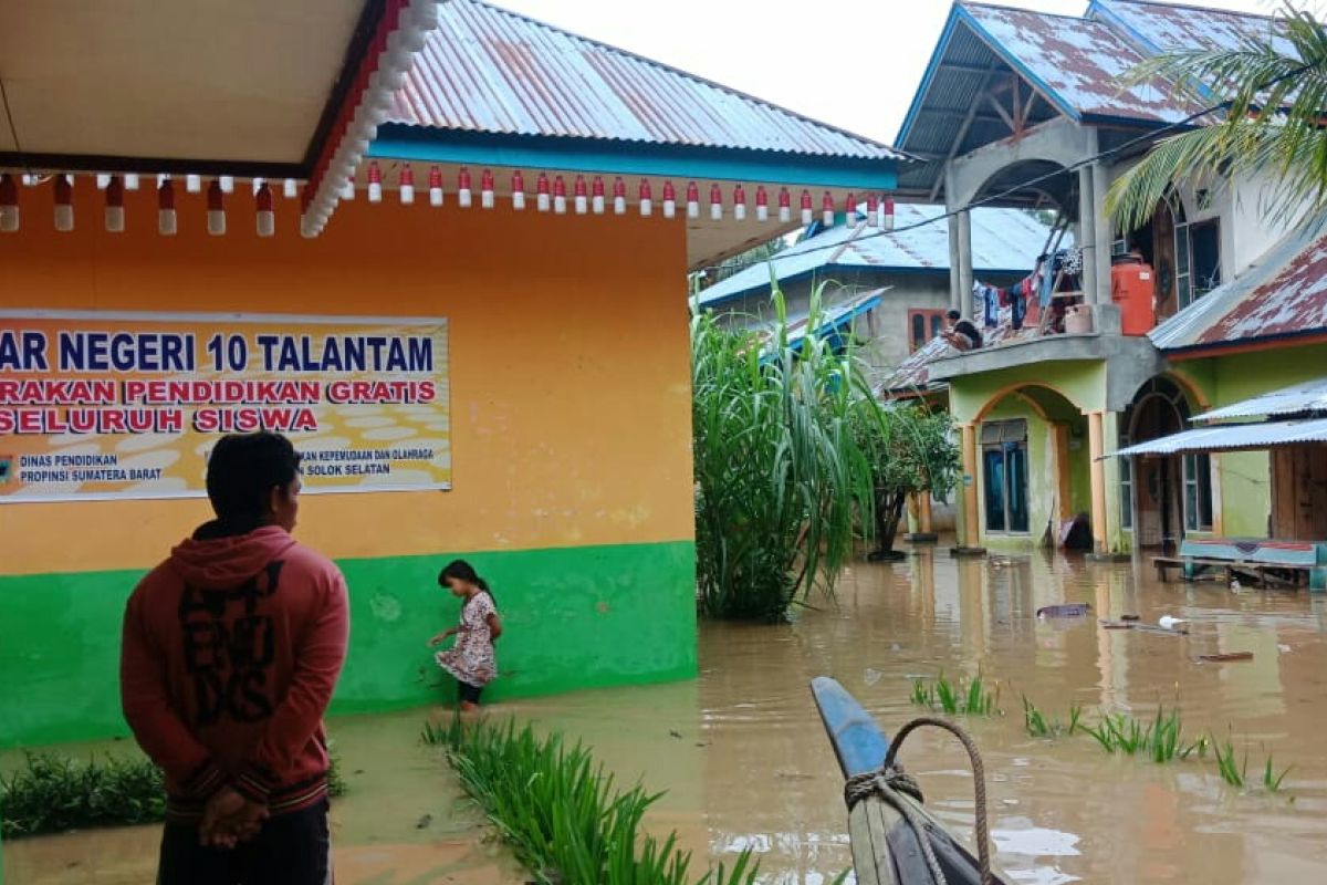 87 rumah terendam banjir akibat luapan Batang Hari