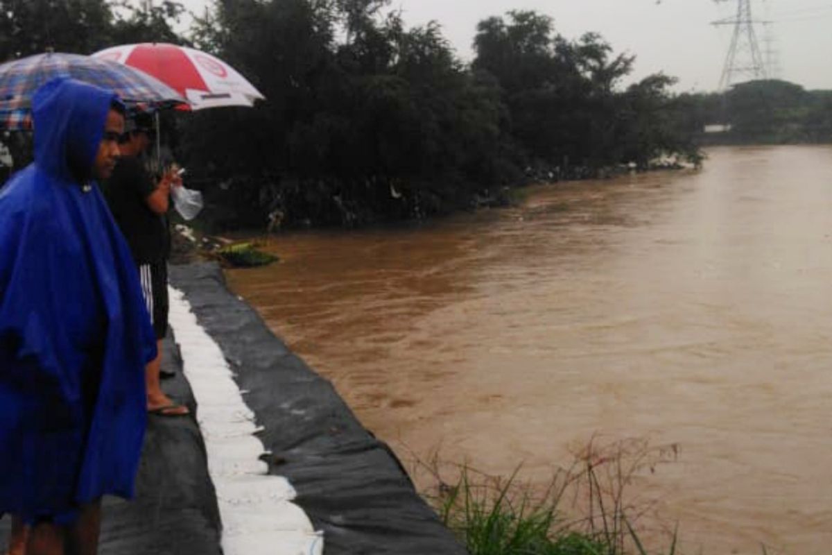 Pemerintah Provinsi Jawa Barat berkomitmen normalisasi sungai