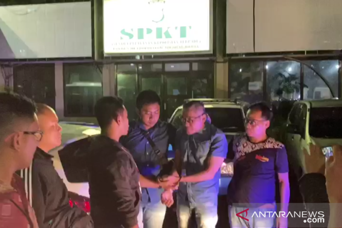 Pengemudi mobil ajak duel polisi gara-gara menolak ditilang ditangkap polisi