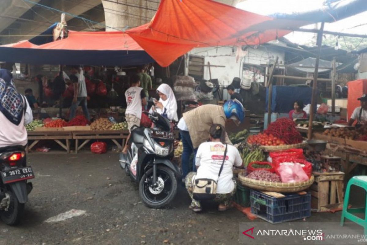 Kasus Pasar Kemirimuka, Pemkot Depok diminta legawa