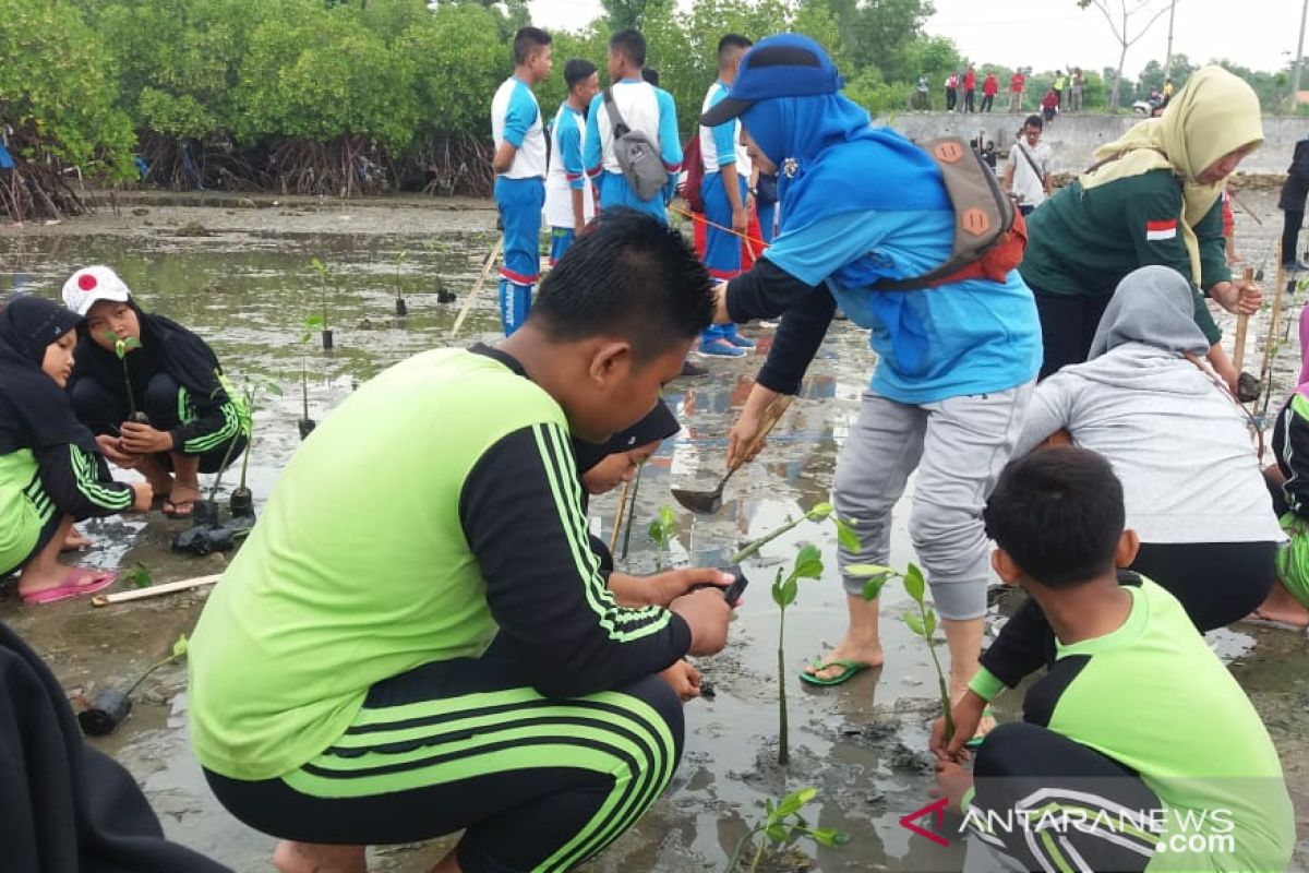 Wartawan Pamekasan canangkan gerakan penghijauan HPN 2020