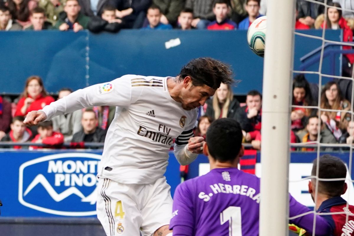 Real Madrid kian jauhi Barcelona setelah cukur Osasuna 4-1