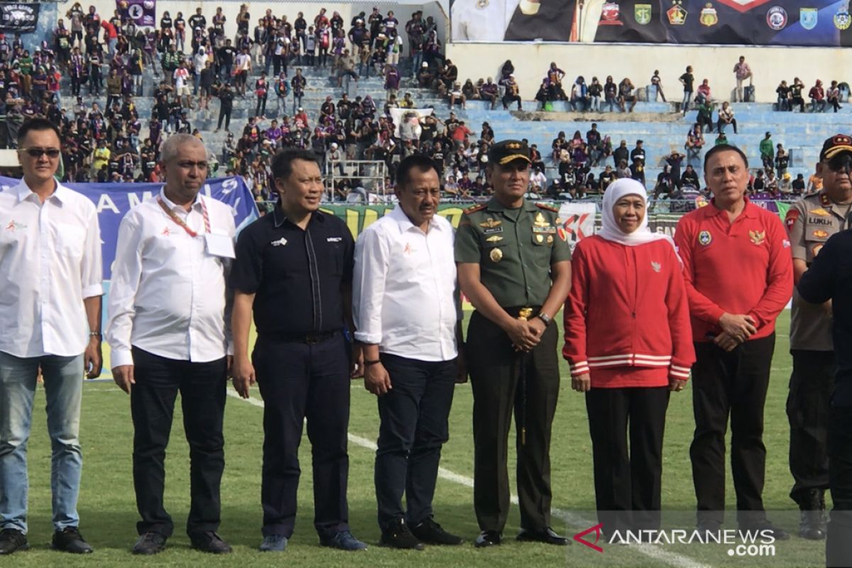 Khofifah buka turnamen pramusim Piala Gubernur Jatim 2020